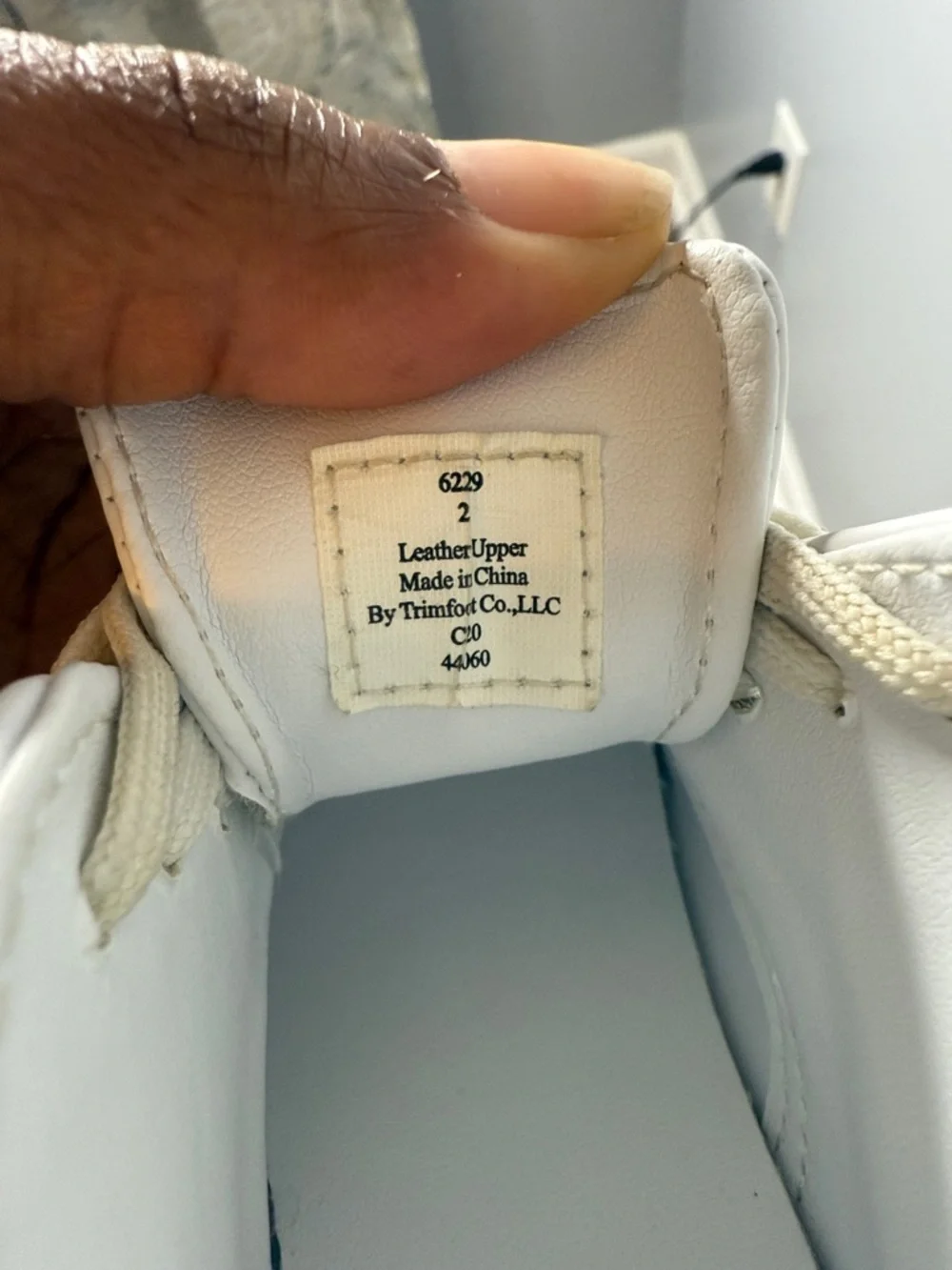 Infant White Hard bottom Shoes Size 2